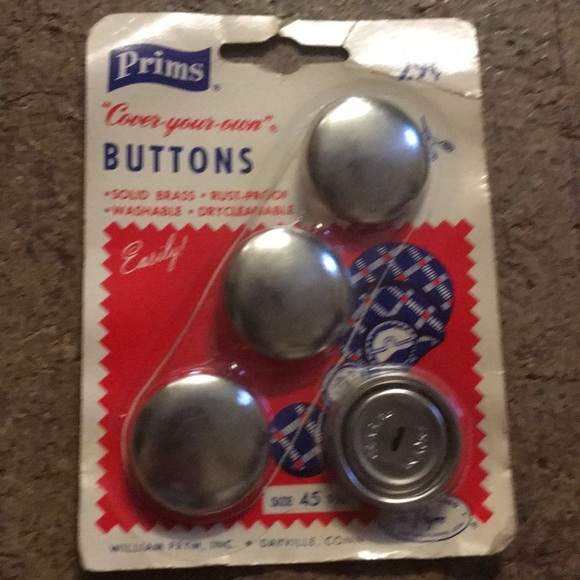 Vintage Prims Button Covers - Picture 1 of 8